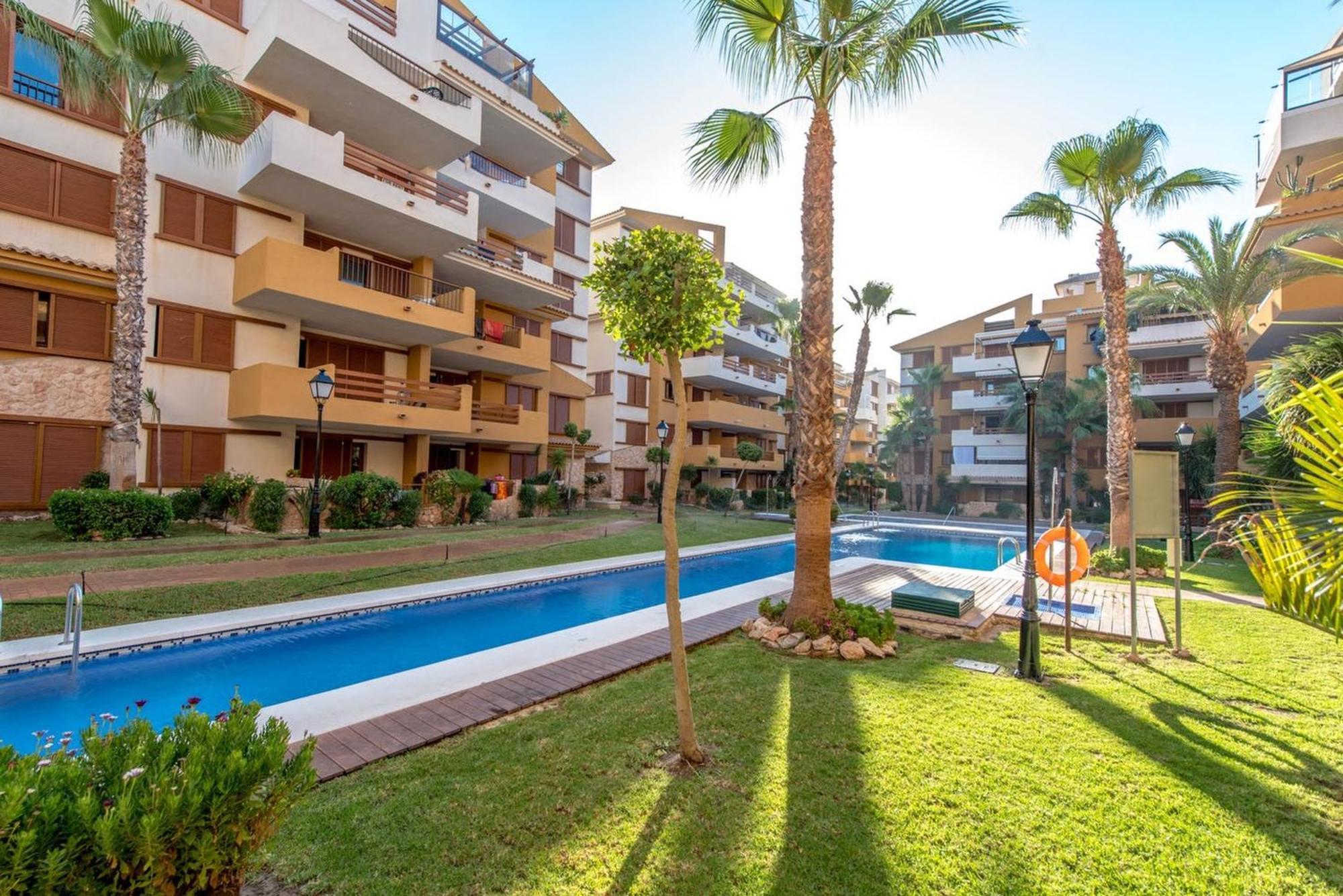 Punta Prima - Sun & Beach & Golf & Bike - Spanish South-Facing Terrace Apartment - La Recoleta - By The Sea تورّيفيِخا المظهر الخارجي الصورة